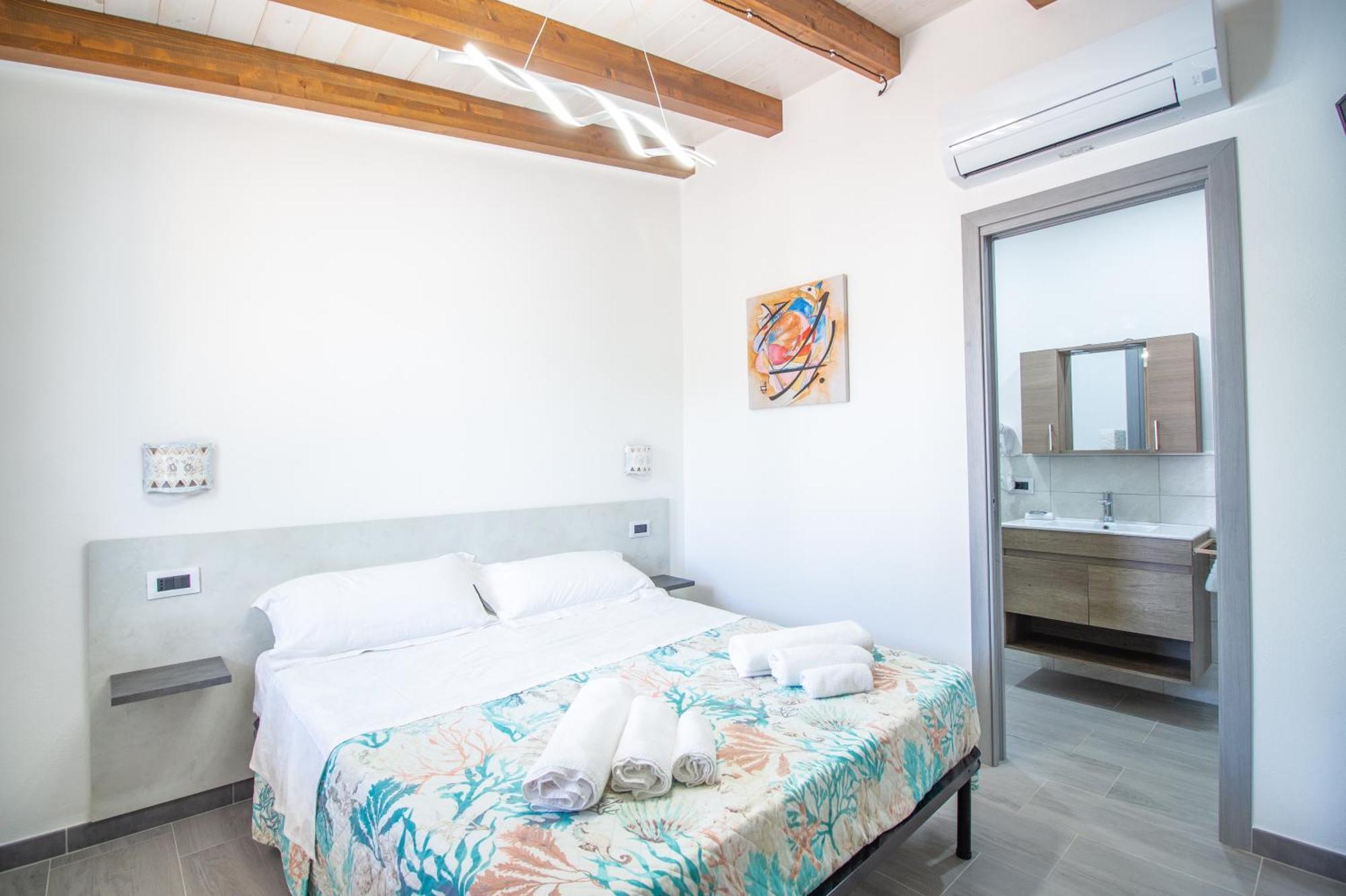 S'Omu E Chicchinu Rooms Cardedu Buitenkant foto